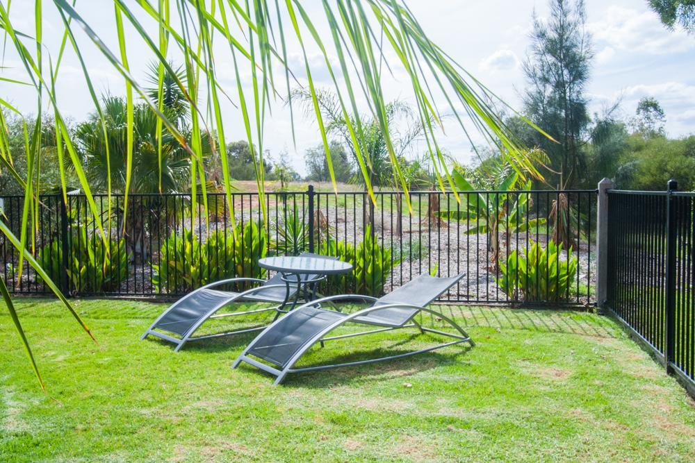 Perricoota Vines Retreat Hotel Moama Ngoại thất bức ảnh