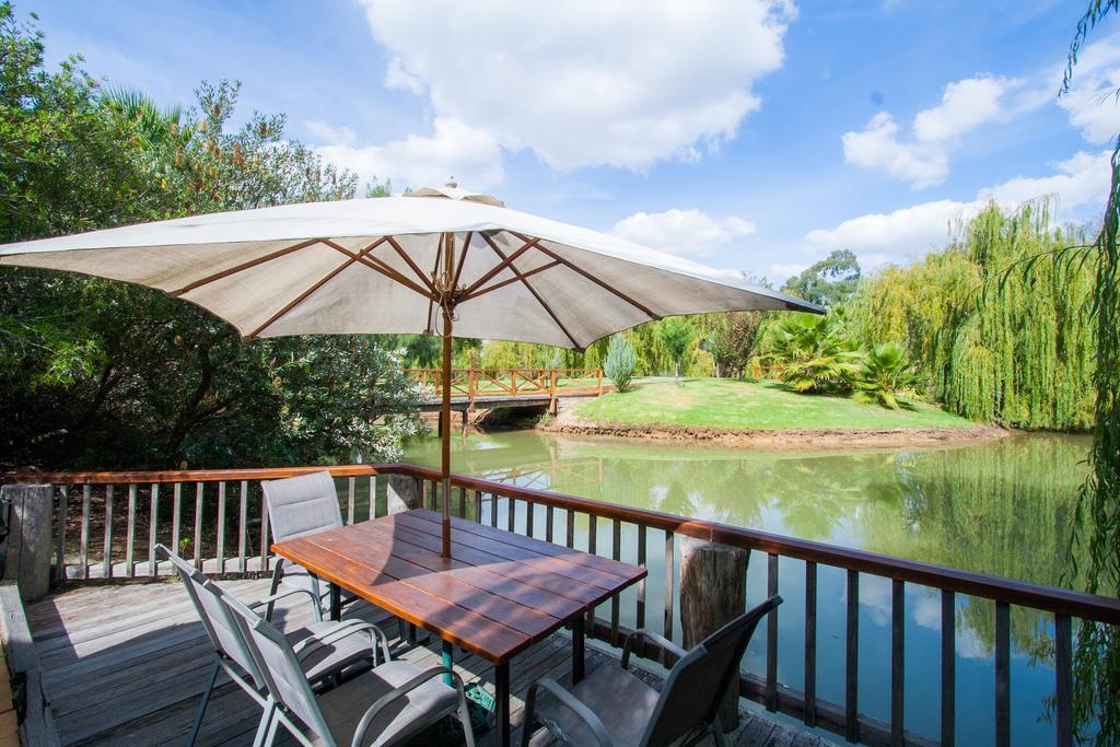 Perricoota Vines Retreat Hotel Moama Phòng bức ảnh