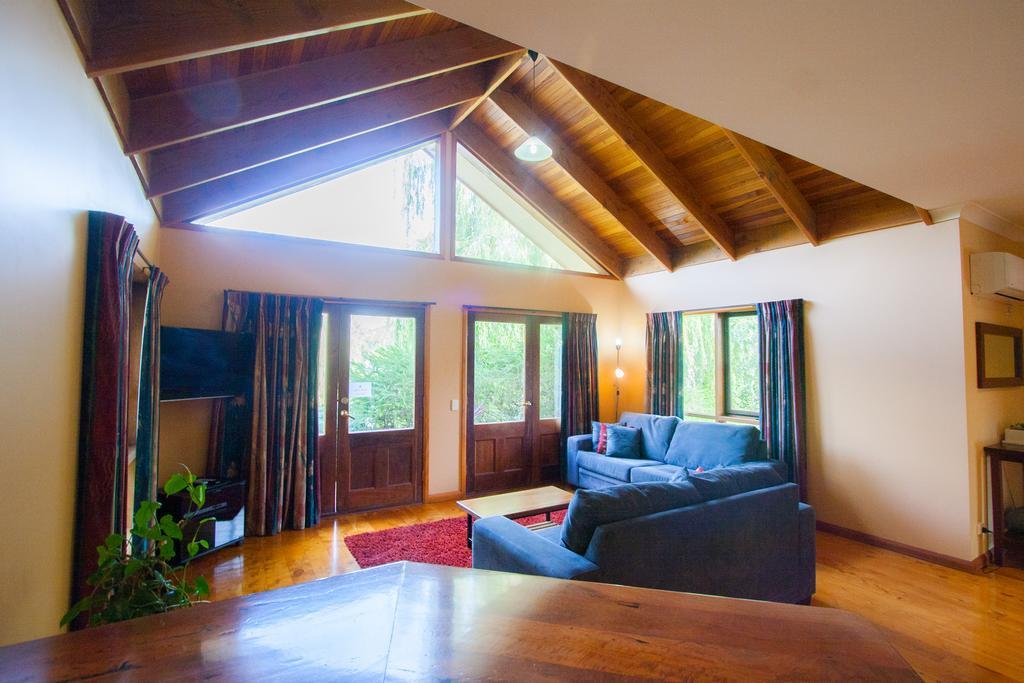 Perricoota Vines Retreat Hotel Moama Phòng bức ảnh